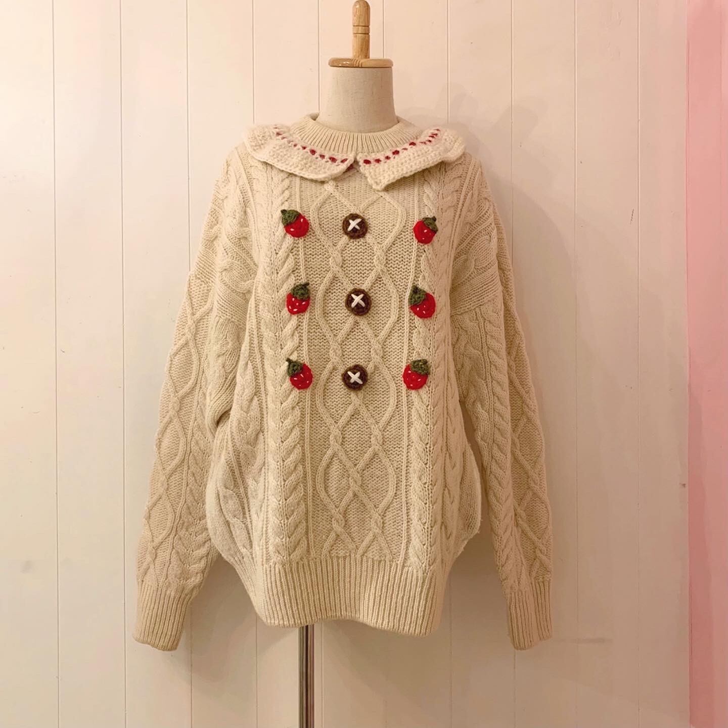 remake : strawberry cake aran sweater