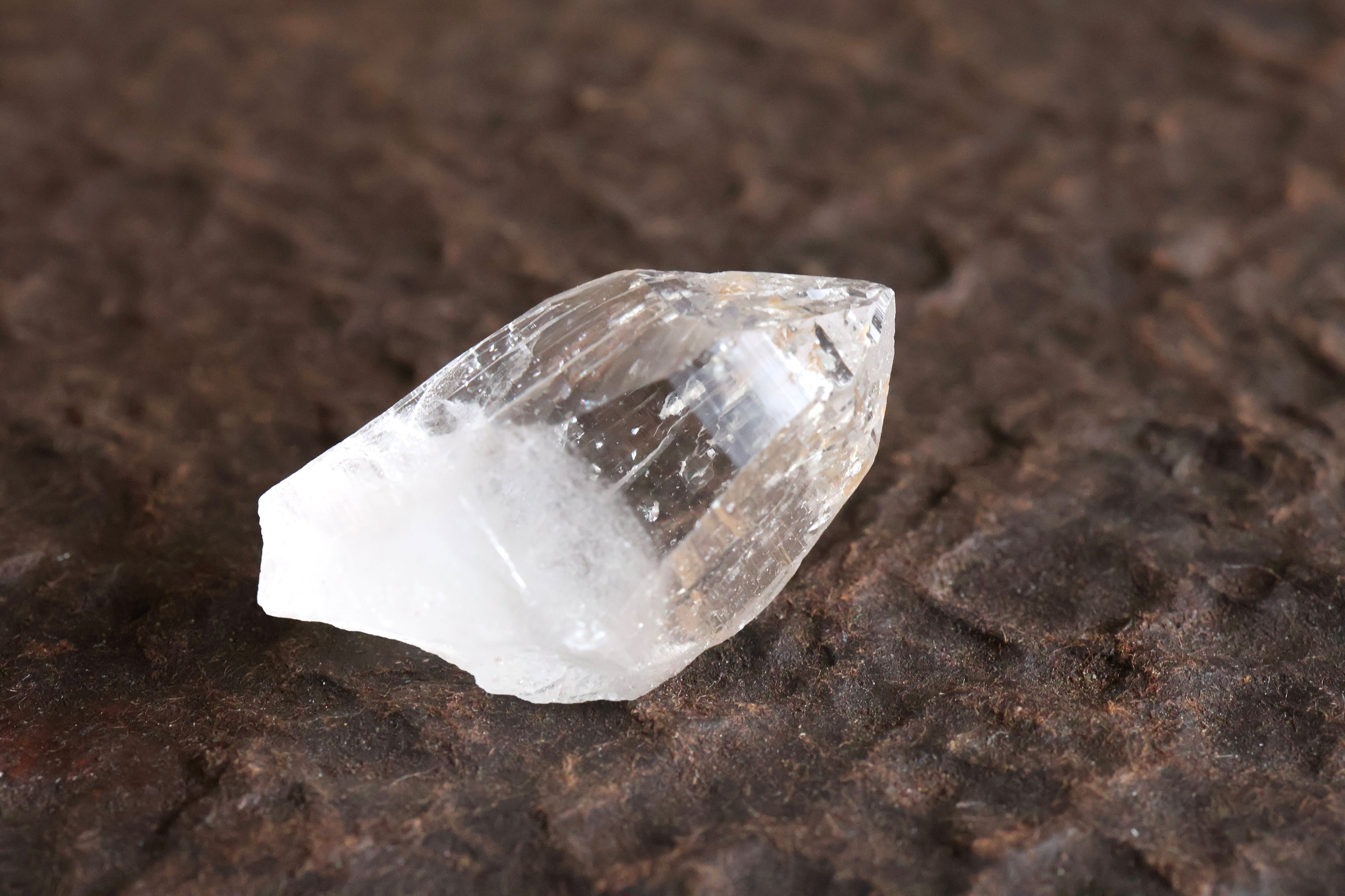 ヒマラヤ水晶 ガネーシュヒマール産 | 石垣島の夜光貝アクセサリーと