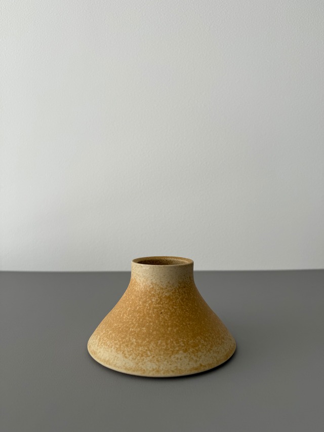 Nilasdotter / KONE Vase Okker