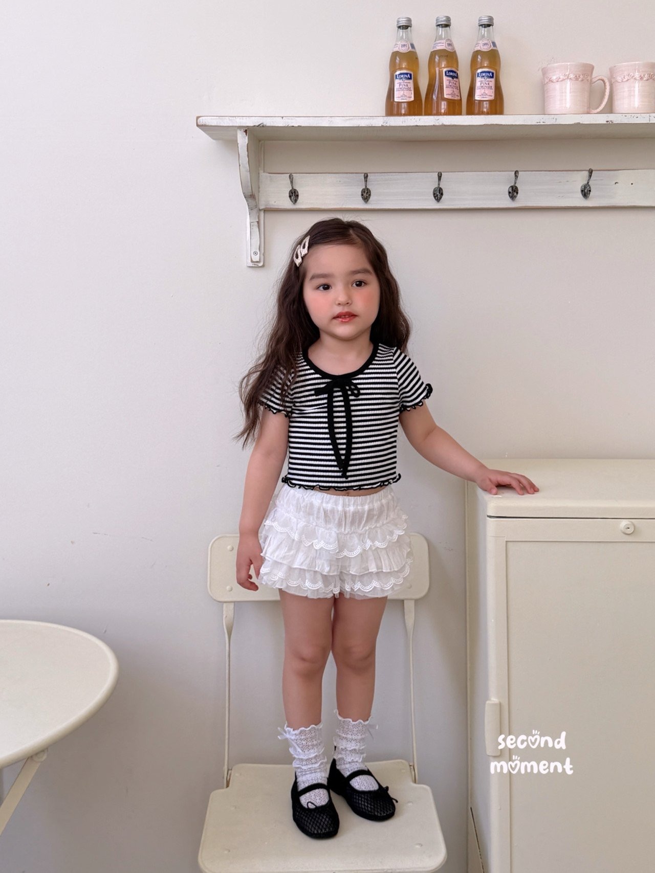 [second moment] Striped ribbon tee (JS/JM/JL) / [세컨드모먼트] 단가라리본티 (JS/JM/JL)