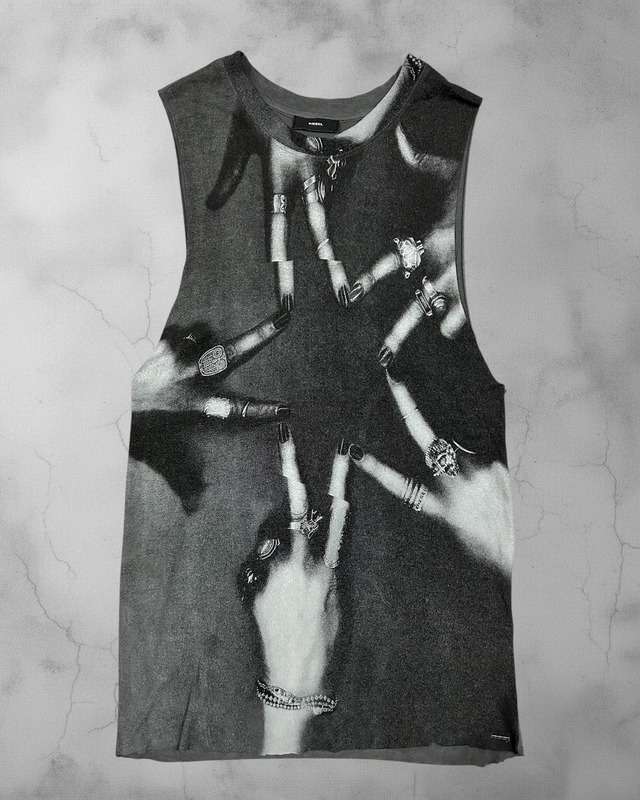 DIESEL Rings & Fingers Star Optical Graphic Sleeveless Top