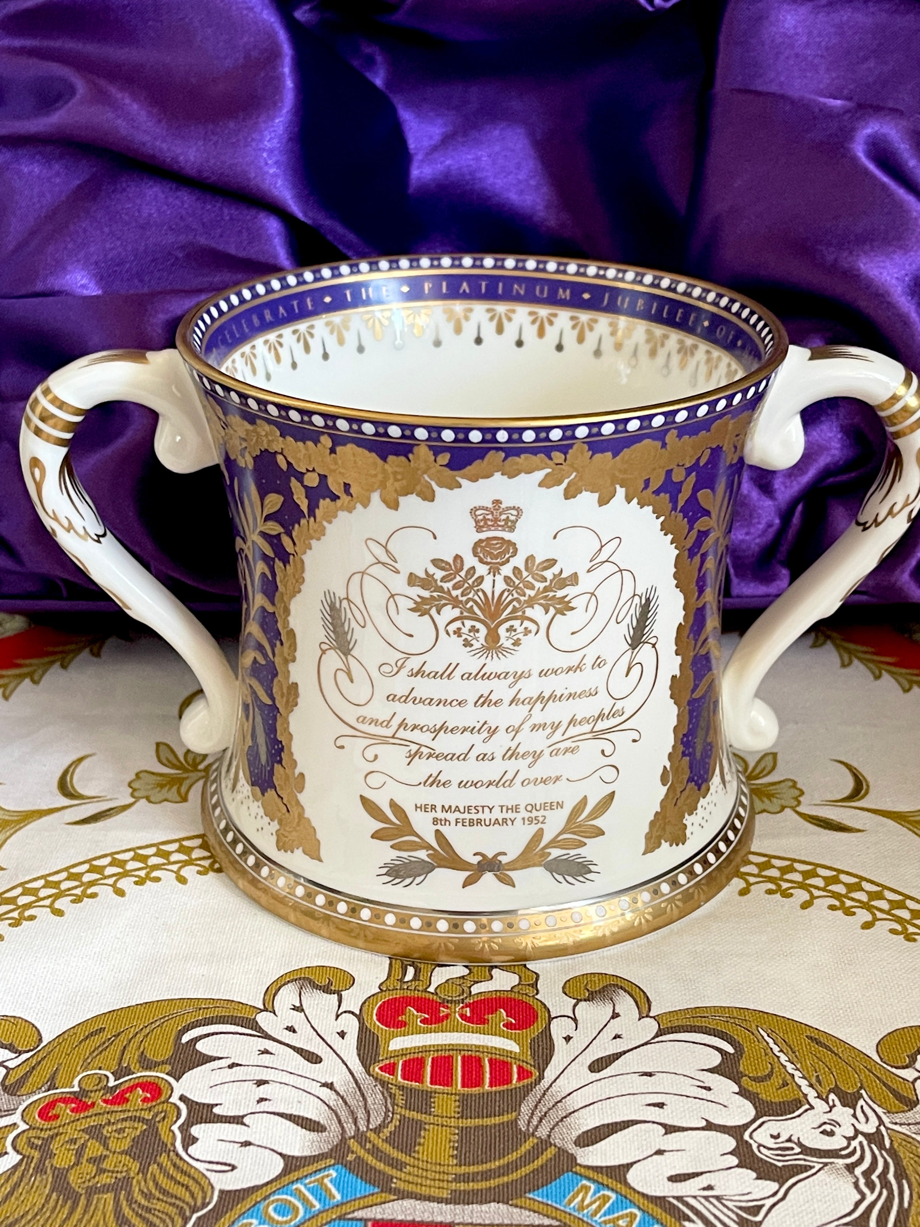 ◆エリザベス女王 70th記念  リミテッドエディション プラチナジュビリー  The Queen's Platinum Jubilee Loving Cup Limited Edition