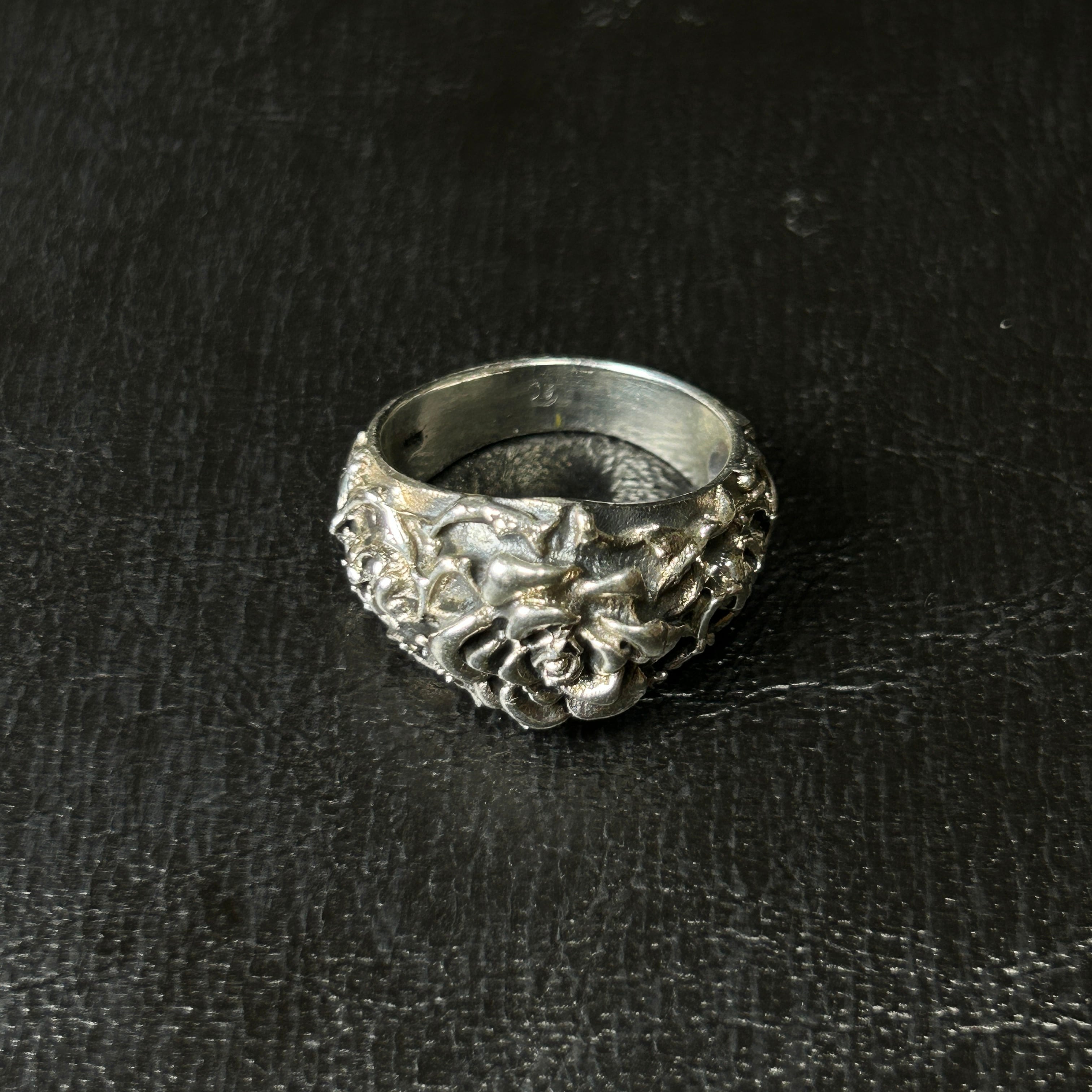 シルバー925 silver 薔薇×スカルチェーンリング/軽研磨仕上げ シルバー925 silver 薔薇×スカルチェーンリング/軽研磨仕上げ