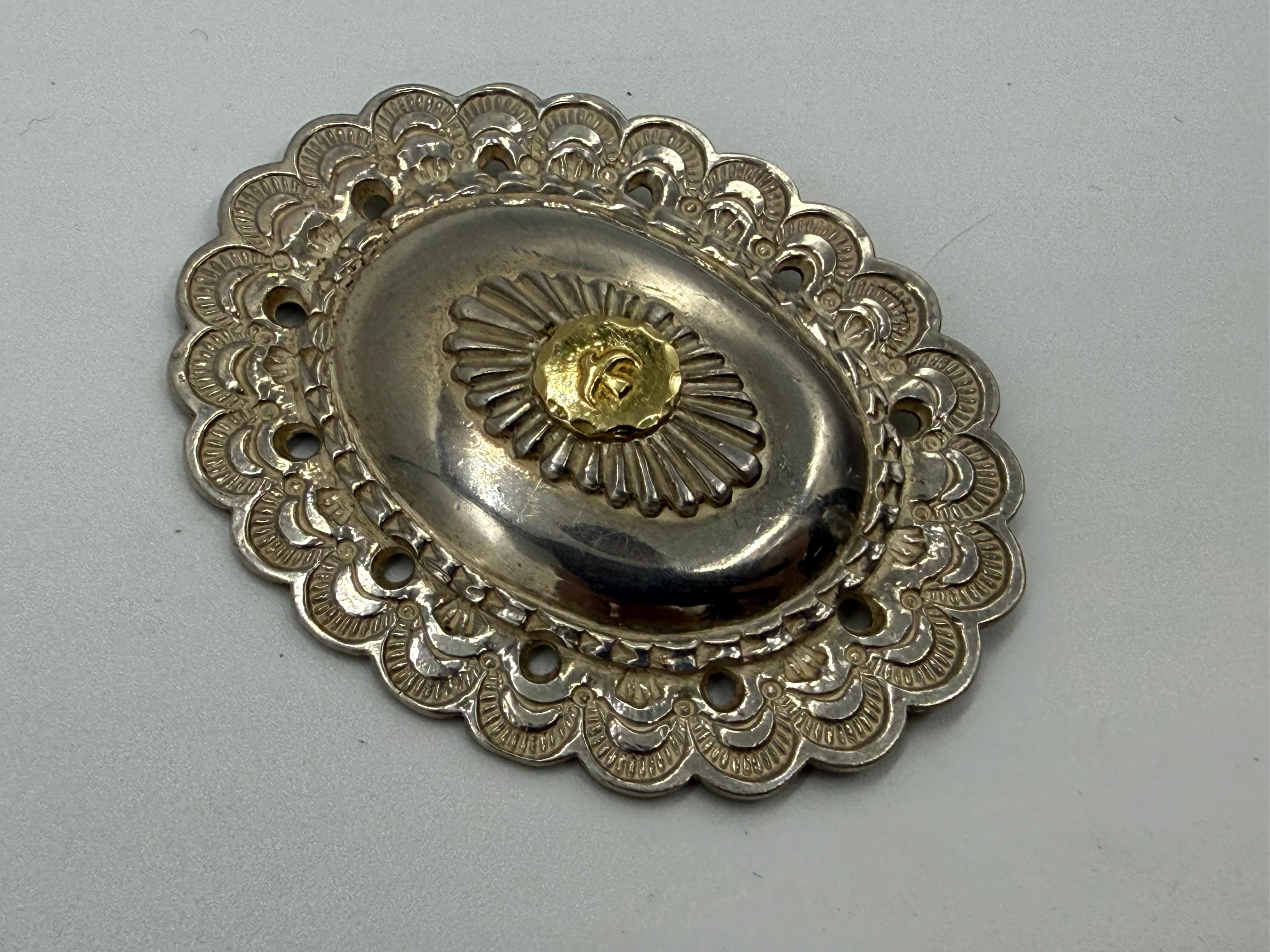 美品 楕円形金メタル付特大フラワーコンチョ19.72g | ゴローズ 通販