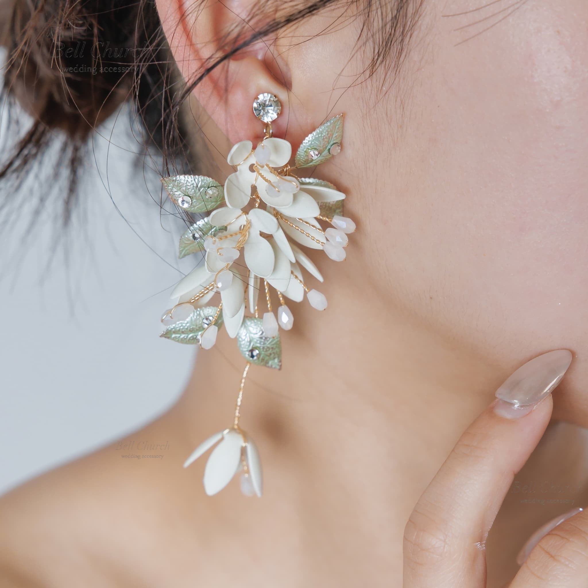 ブライダルピアス イヤリング｜ビジュー｜お花 フラワーモチーフ