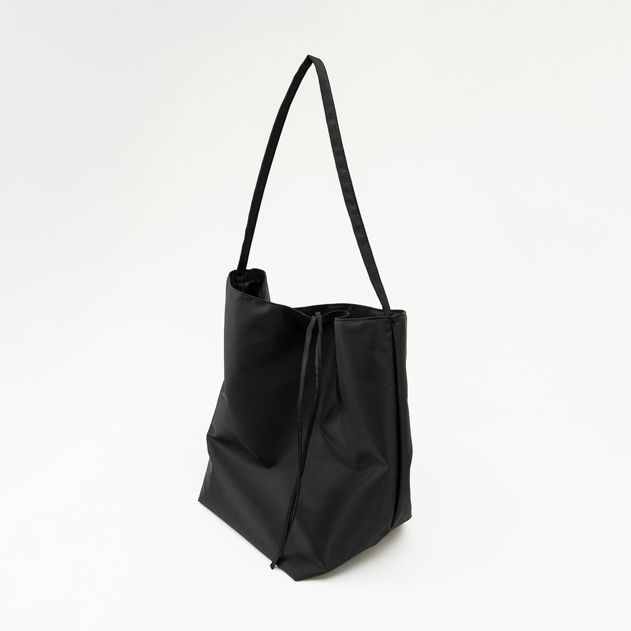 ナイロントートバッグ 黒 シンプル Simple Nylon Bag【シンプルナイロンバック】 | so4store