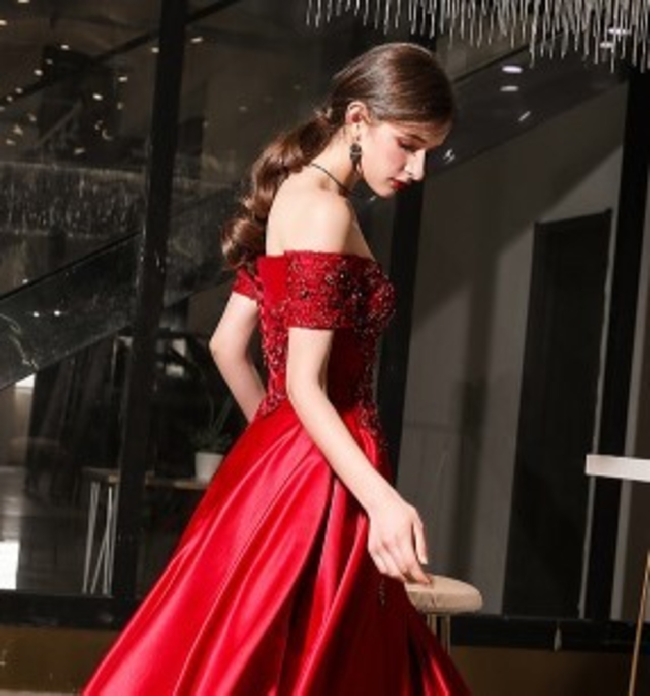 美品！ イブニングドレス ワインレッド オフショルダー 優雅な  