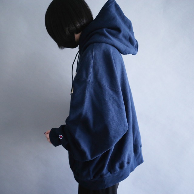 "Champion" front print design over silhouette navy sweat parka