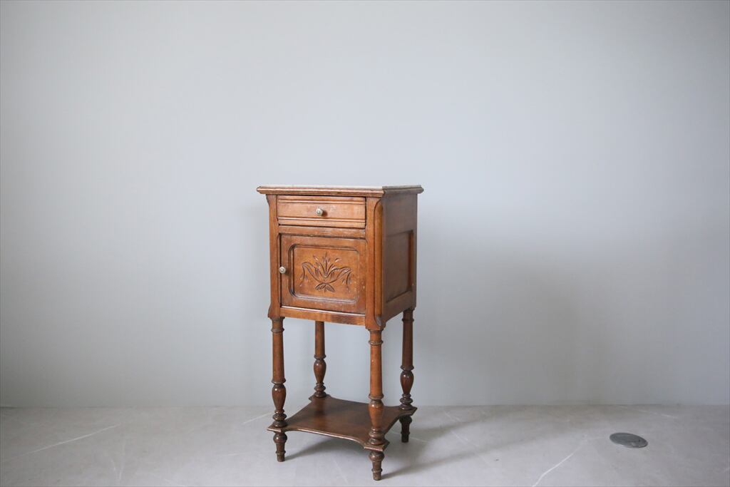 ERCOL アーコール サイドキャビネット ベッドサイド ふさわしかっ 