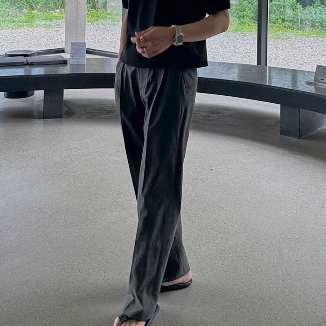 ストレートカジュアルグレーパンツ　MT0080434