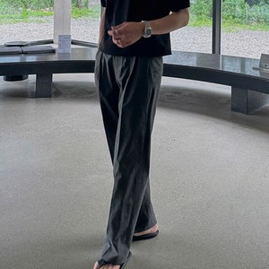 ストレートカジュアルグレーパンツ　MT0080434