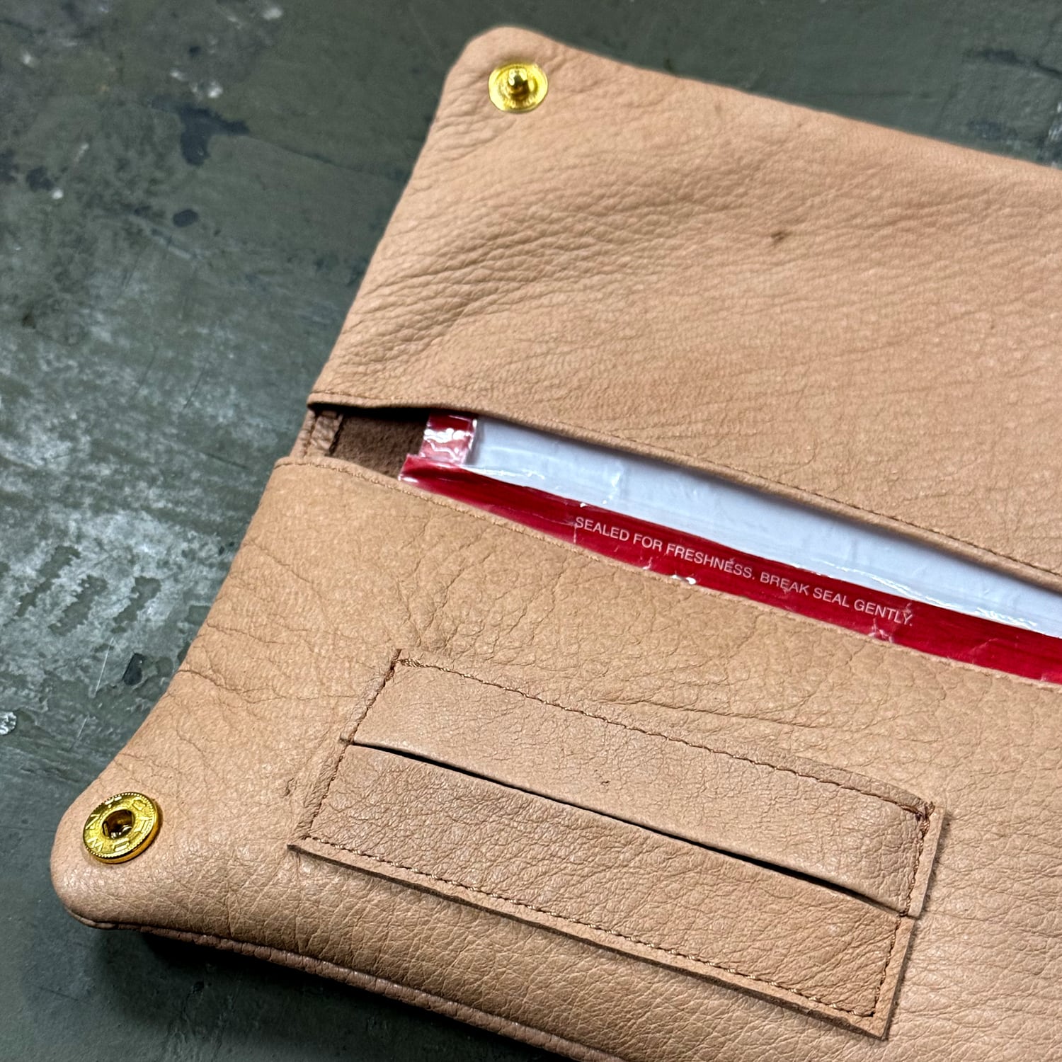 ジャグポーチ(Organic Deer) ヌメ色 | GNUOYP (ニュピ)