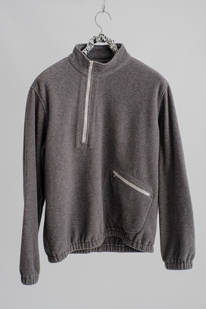 【ADAPTART】SLANT HALF ZIP FLEECE(PRE ORDER)