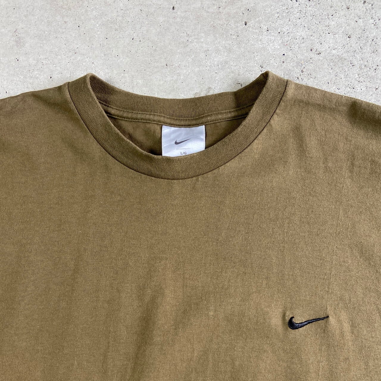 カナダ製 NIKE ナイキ ワンポイントロゴ刺繍 Tシャツ メンズL 古着