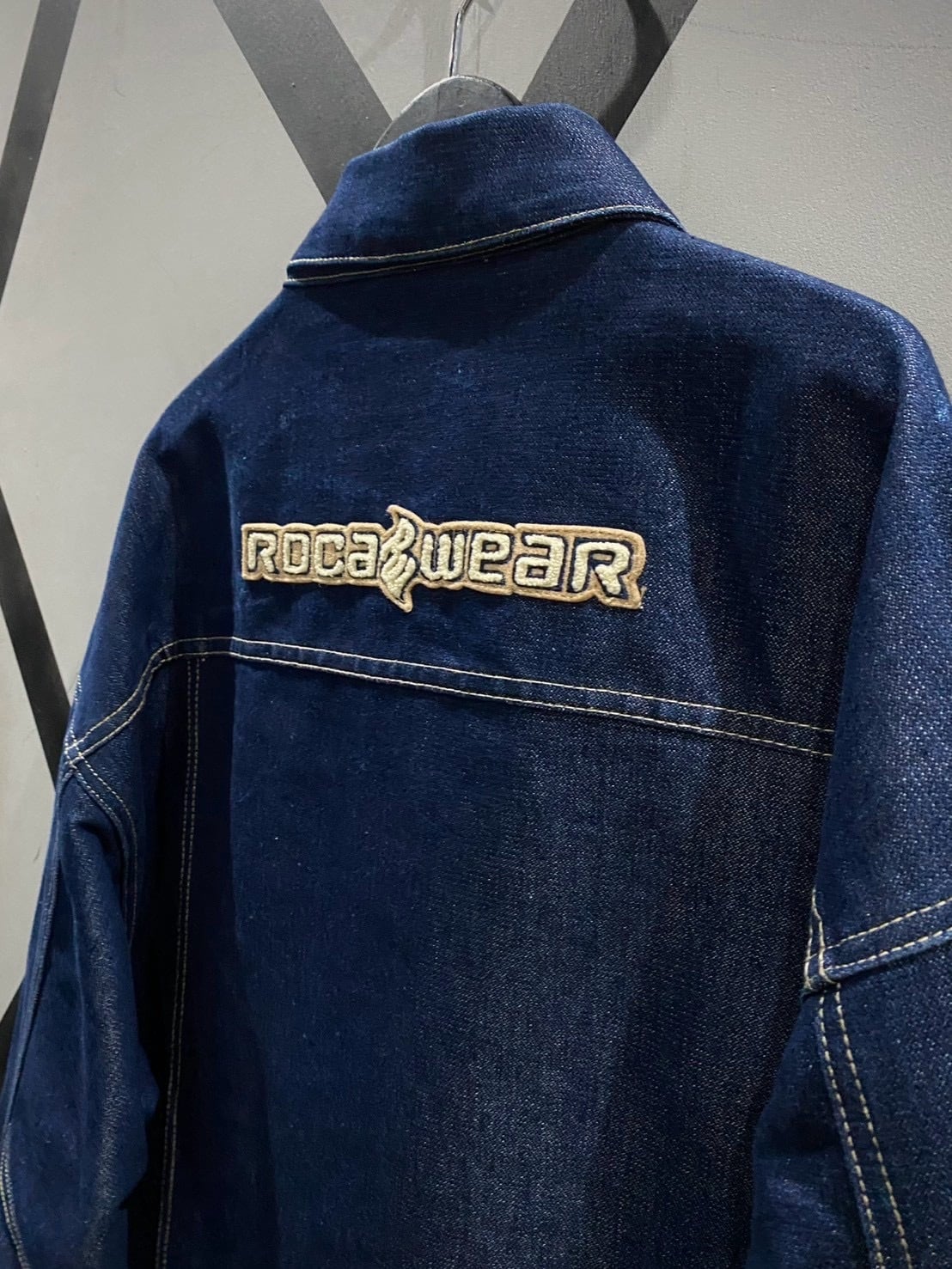 X VINTAGE】“ROCAWEAR” Vintage Loose Zip-Up Metallic Denim Jacket