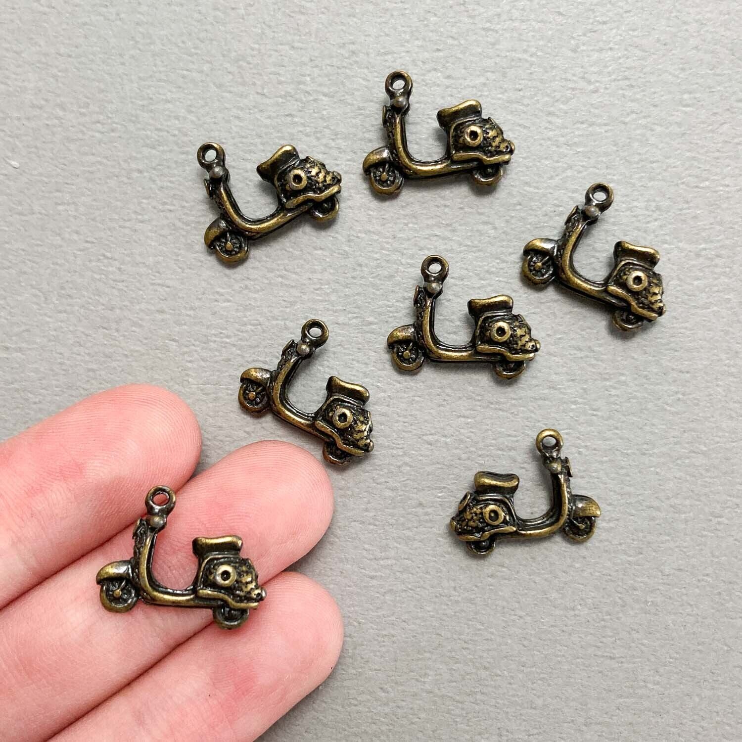 アンティーク風 スクーターチャーム S（18mm） | Dua-アクセサリー