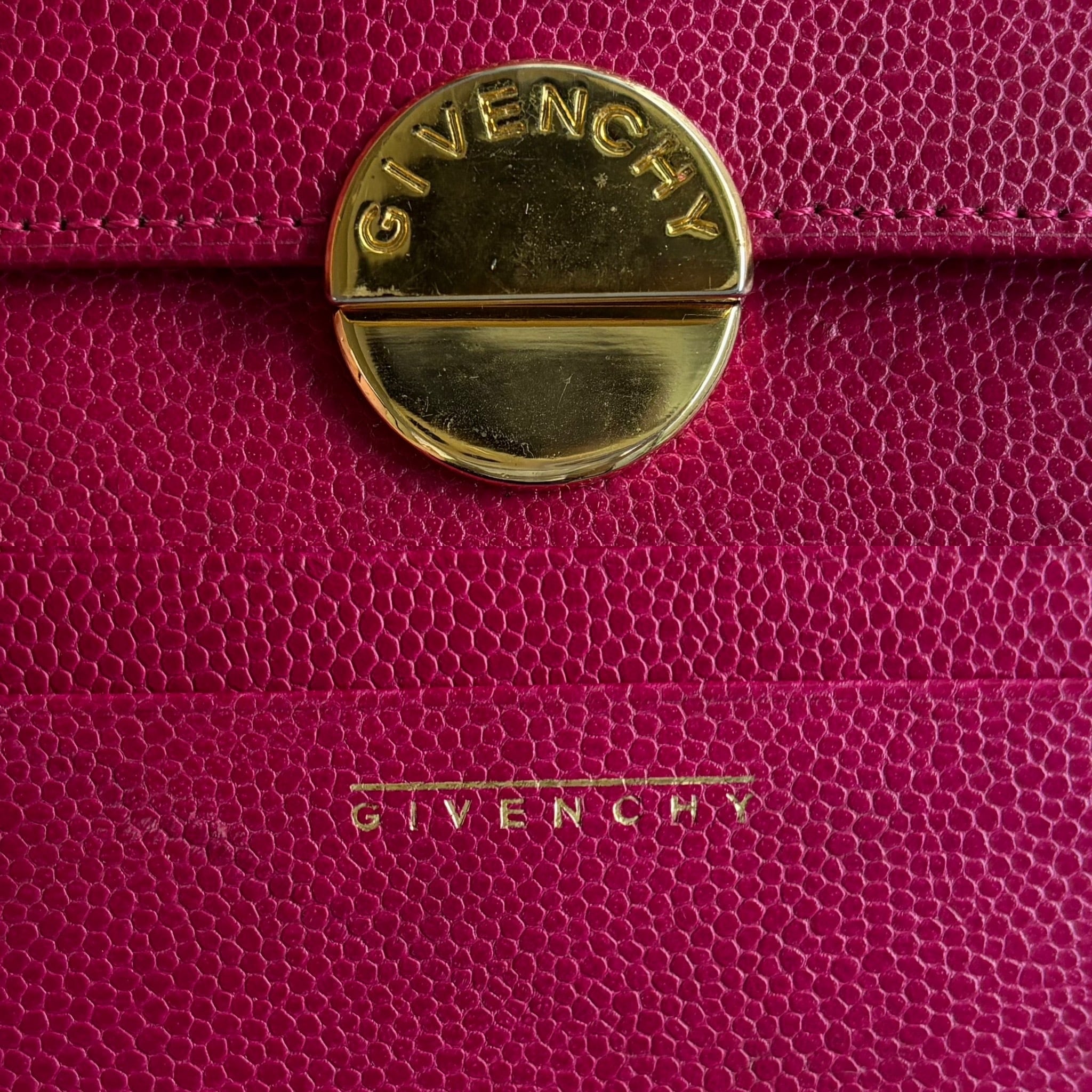 GIVENCHY がま口財布 ピンク | Petit luxe Vintage