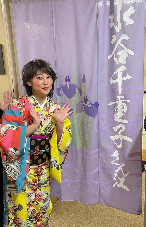 浴衣 レディース 女性浴衣単品 「スイートリリー：紺地、黄色 ひまわり