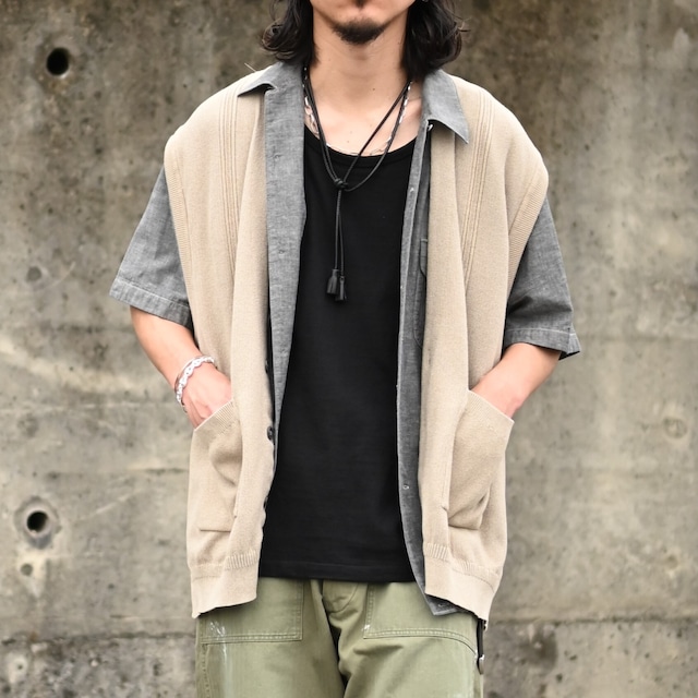 YASHIKI / GANKO別注 ×Shirotsume V-neck Vest(kibata) YASHIKI / GANKO別注 ×Shirotsume V-neck Vest(kibata)
