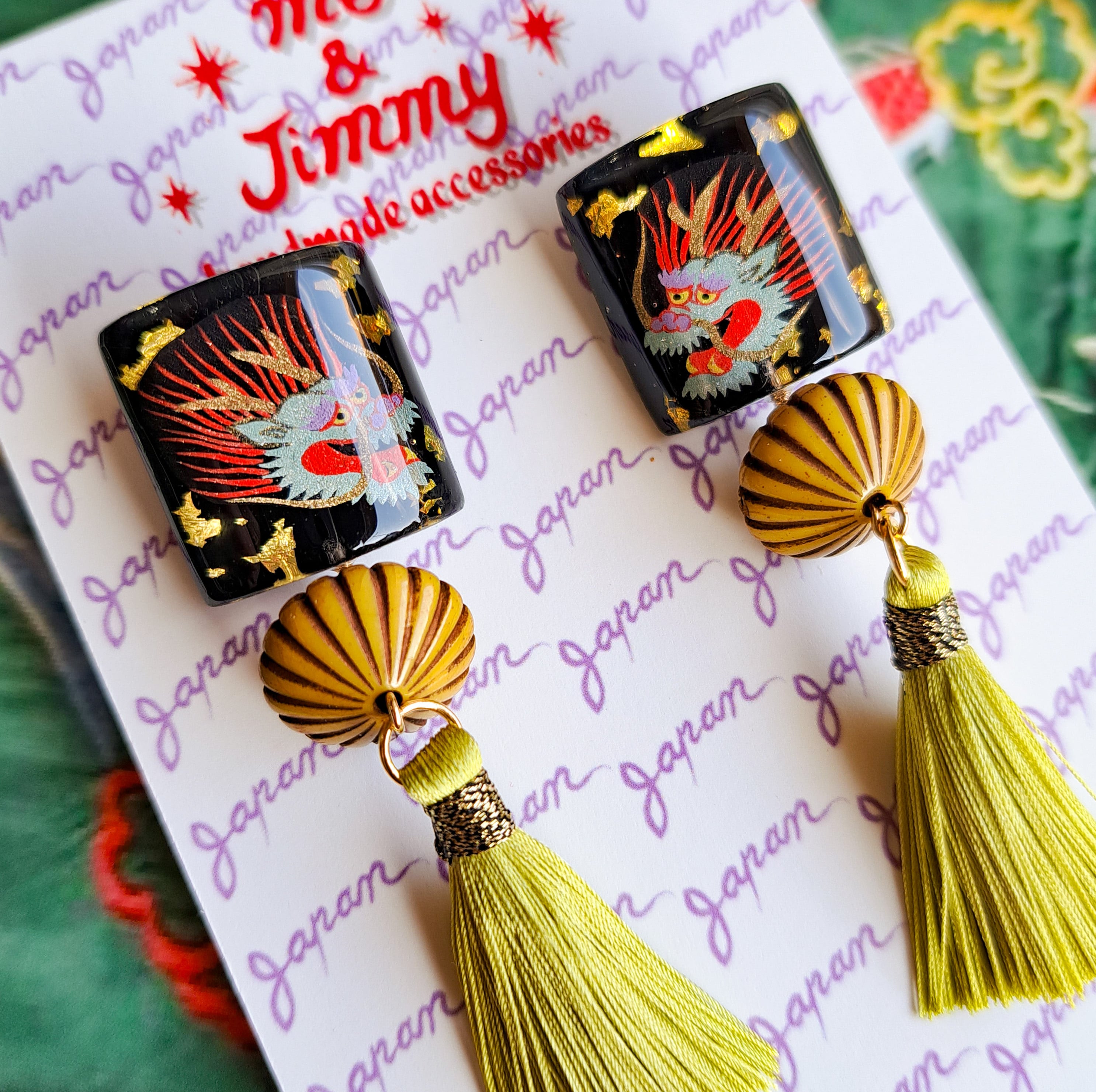 Oriental Dragonタッセルピアス・イヤリング【漆黒×芥子】/スカジャン
