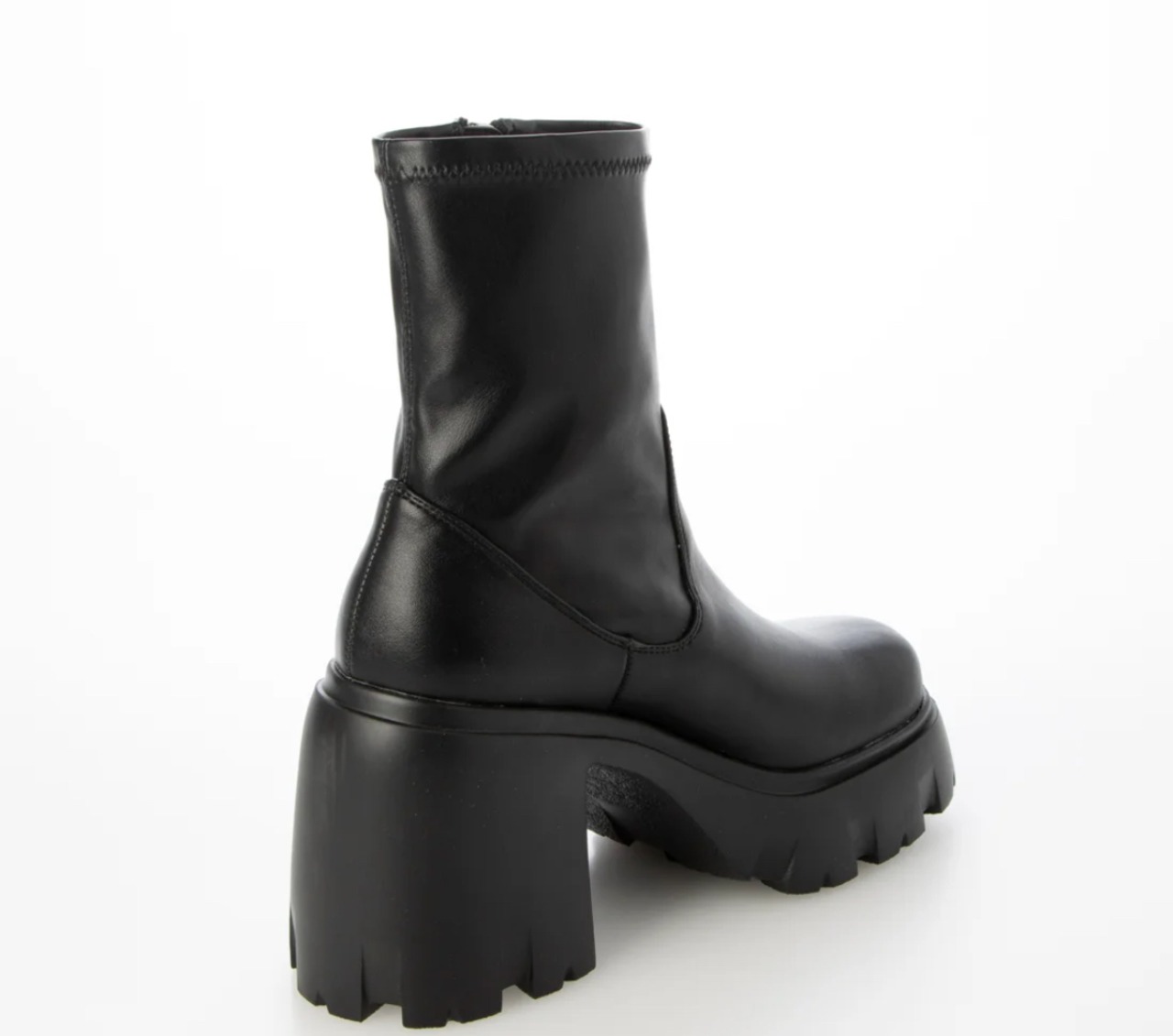 【EVOL/イーボル】 サイドファスナー10cm厚底ショートブーツ IX5545