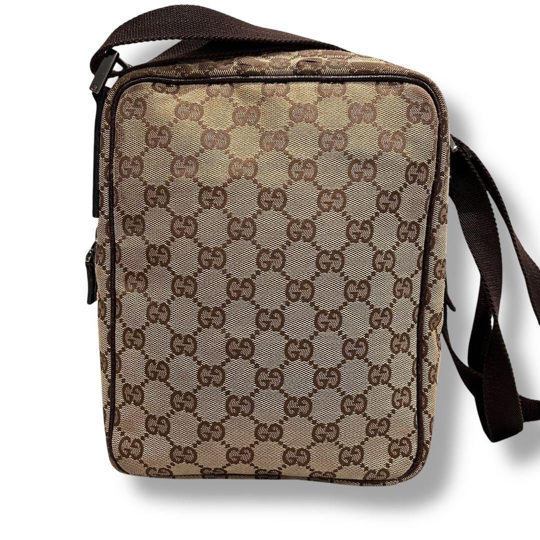 GUCCI グッチ　ショルダーバッグ　GGキャンバス　ブラウン　サコッシュ GUCCI グッチ GGキャンバス サコッシュ ショルダーバッグ クロスボディ