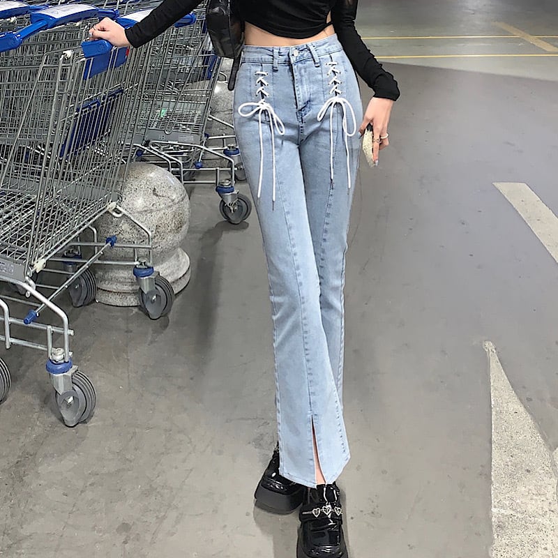 レースアップが 美ライン 強調 ハイウエスト フレア パンツ スリット 美脚見え スタイルアップ ボトムス デニム カジュアル ブーツカット 女っぽ Lamitte Deco トレンド 韓国ファッション ショップ Base店