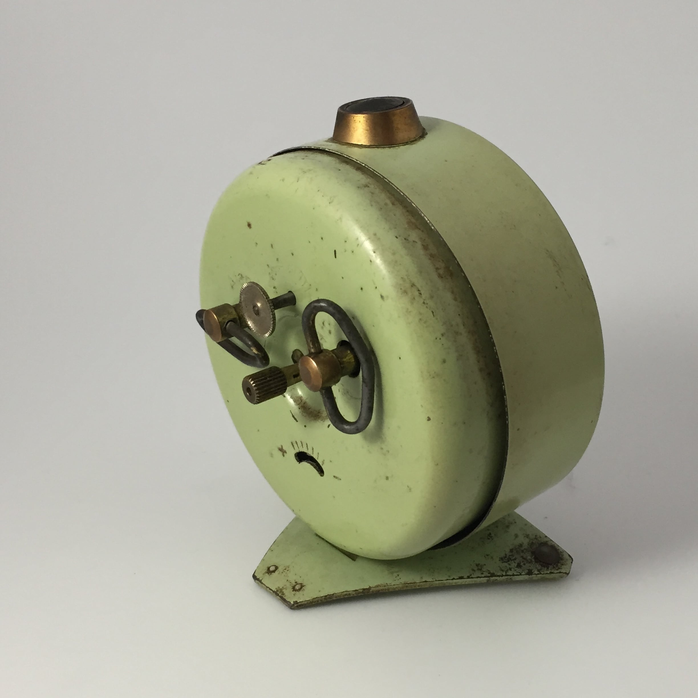 1950年代 フランスJAZ社製 目覚まし時計 オーバーホール済稼働品 1950年代 フランスJAZ社製 目覚まし時計 オーバーホール済稼働品
