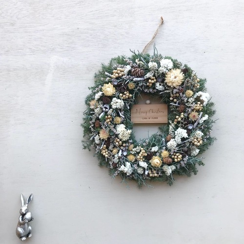 White Christmas wreathe