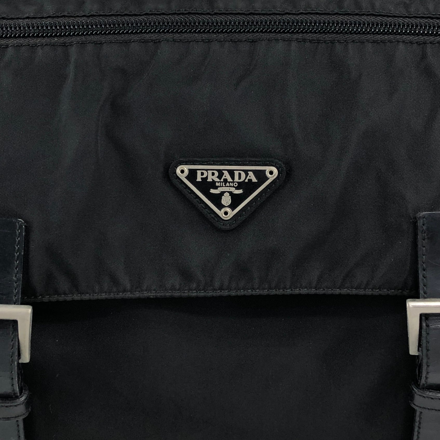 PRADA プラダ ショルダーバッグ ブラック トライアングルロゴ ナイロン