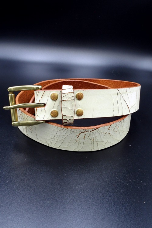 Item No.0231 ：White CrackingLeather Belt　