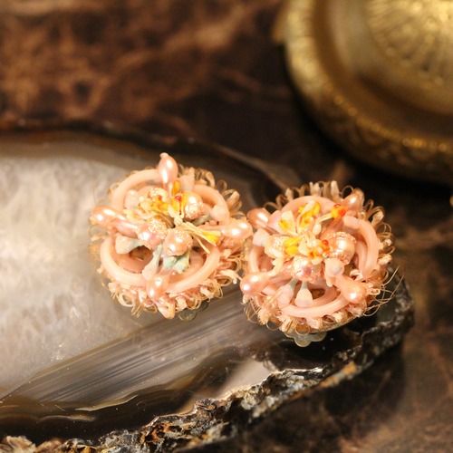 EU VINTAGE FLOWER BOUQUET DESIGN EAR CLIPS MADE IN WEST GERMANY/ヨーロッパ古着お花のブーケデザインイヤリング