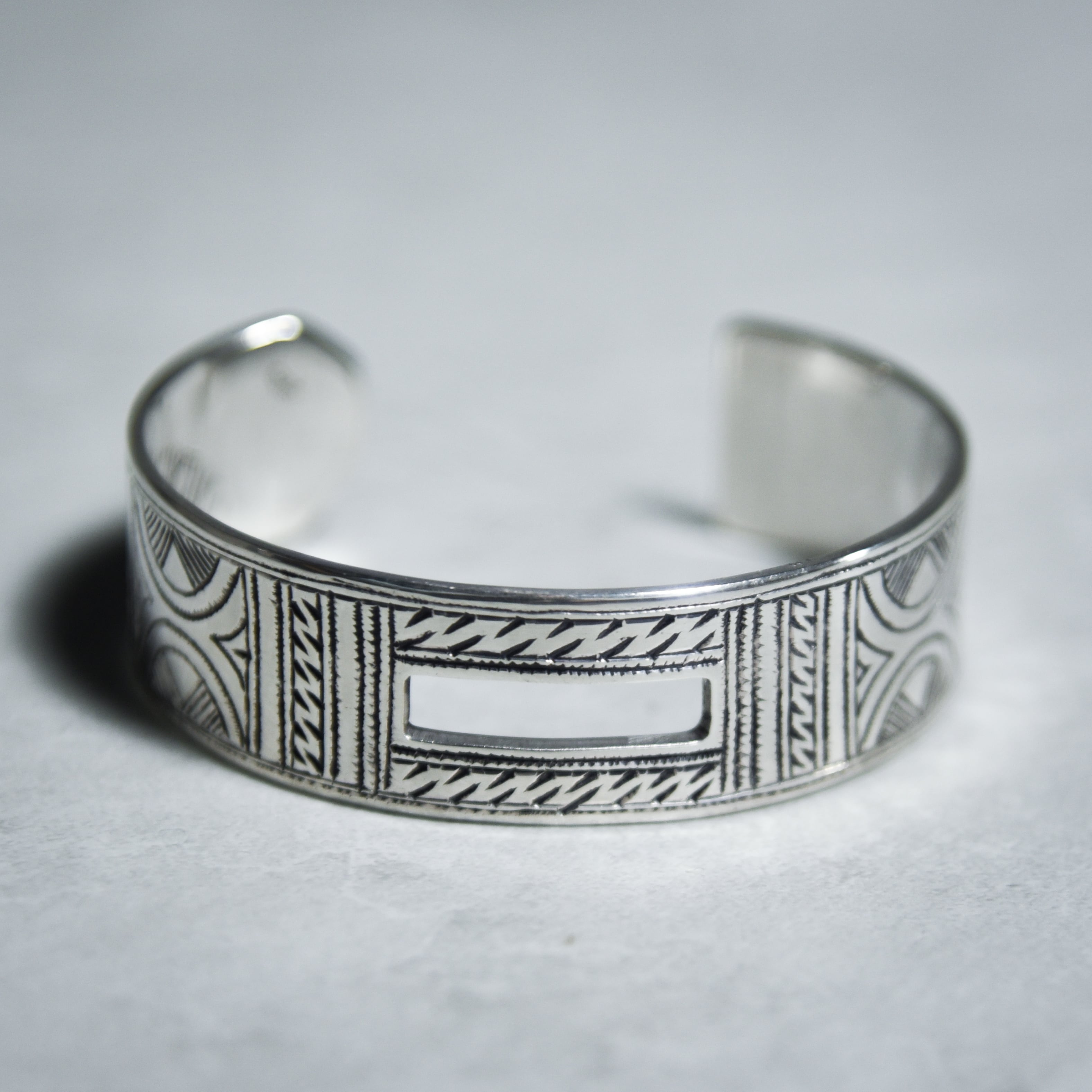 TOUAREG Silver Bangleトゥアレグ シルバー バングル 134 | mark