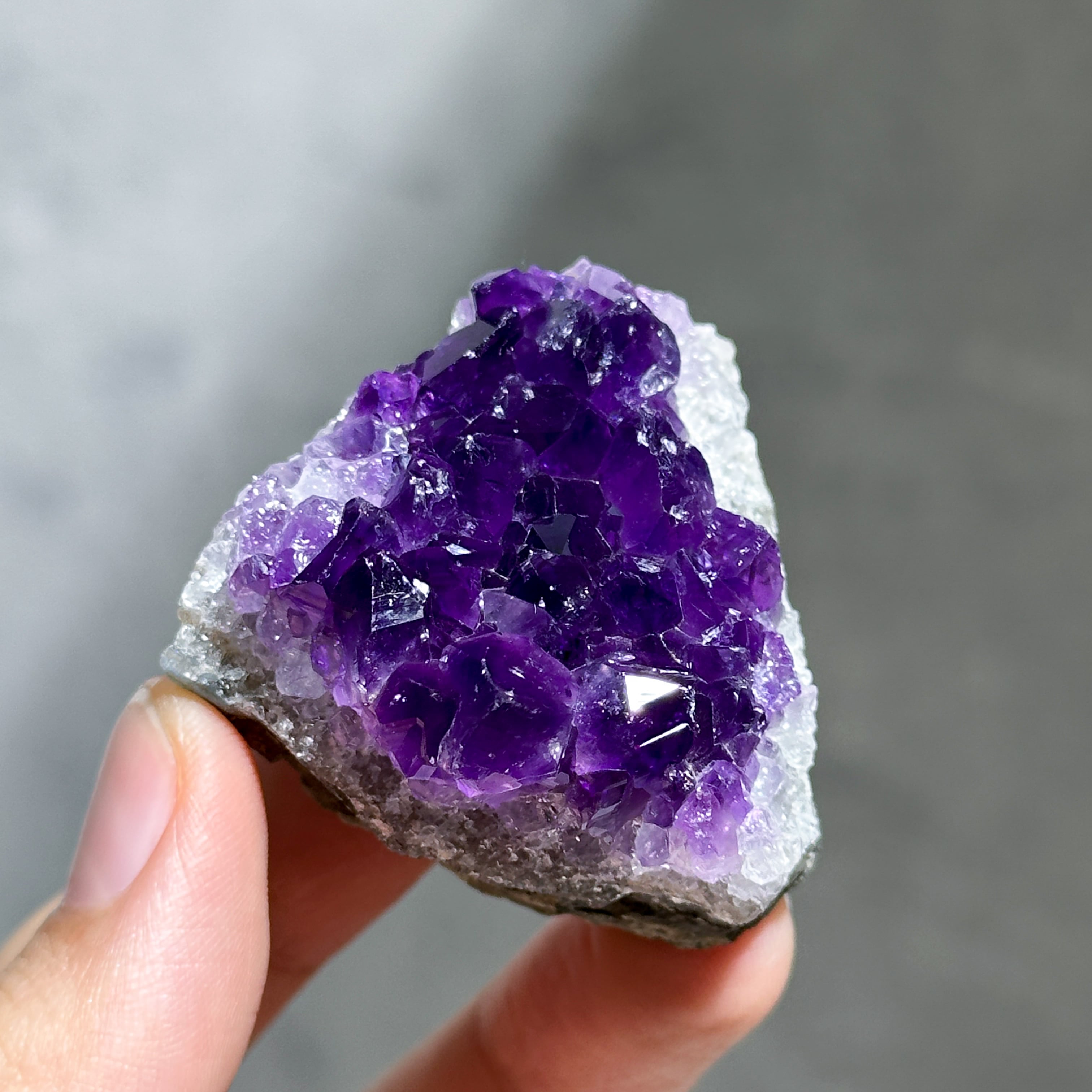 ウルグアイ産アメジスト 原石82◇ Amethyst ◇天然石・鉱物