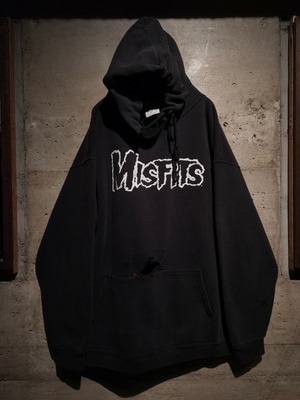 【Caka】"The Misfits" 00's Print × Clash Design Loose Hoodie