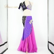 ベリーダンス オリエンタル 衣装 上下セット パープル系 レース 紫 黒 花 装飾 豪華 ラインストーン フリンジ キラキラ 華やか 舞台 ダンス衣装 スリット トップス スカート ステージ ツーピース ブラック系 シルバー系