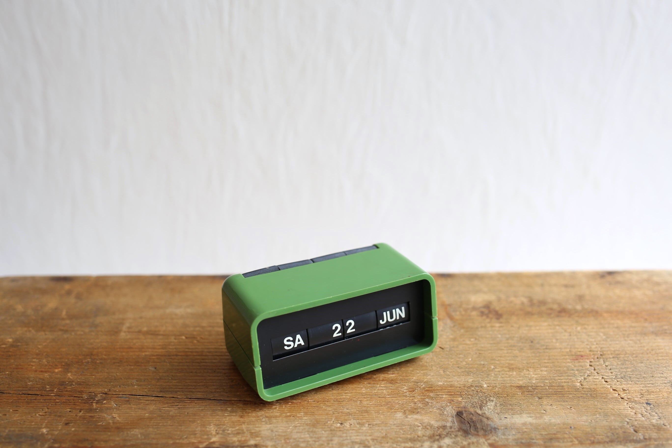 ドイツ アンティーク ヴィンテージ arlac dati(アーラック社) 卓上万年カレンダー グリーン×ブラック N-05402