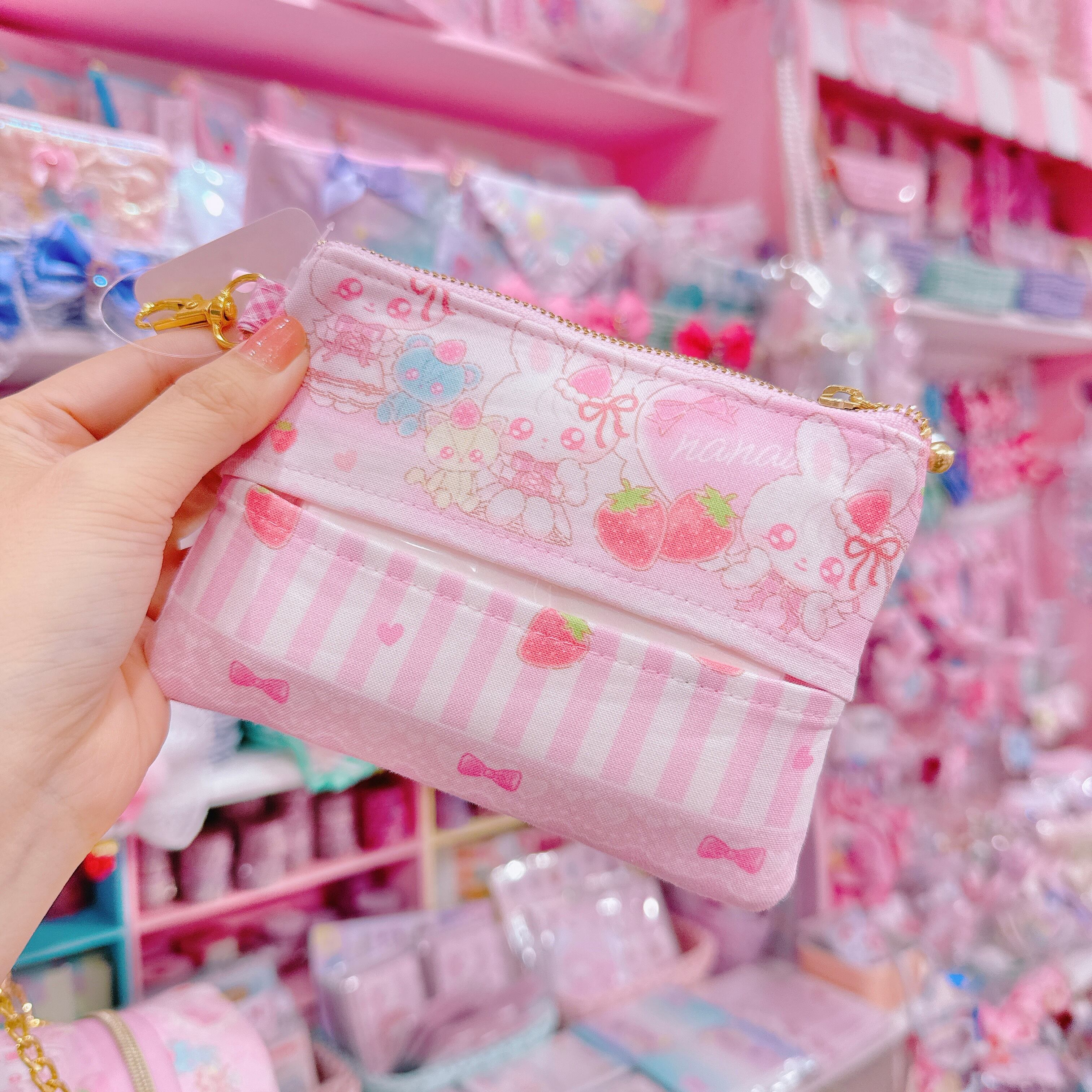 【N9】18-7キーリール付きポーチ（ポケットティッシュ入り）