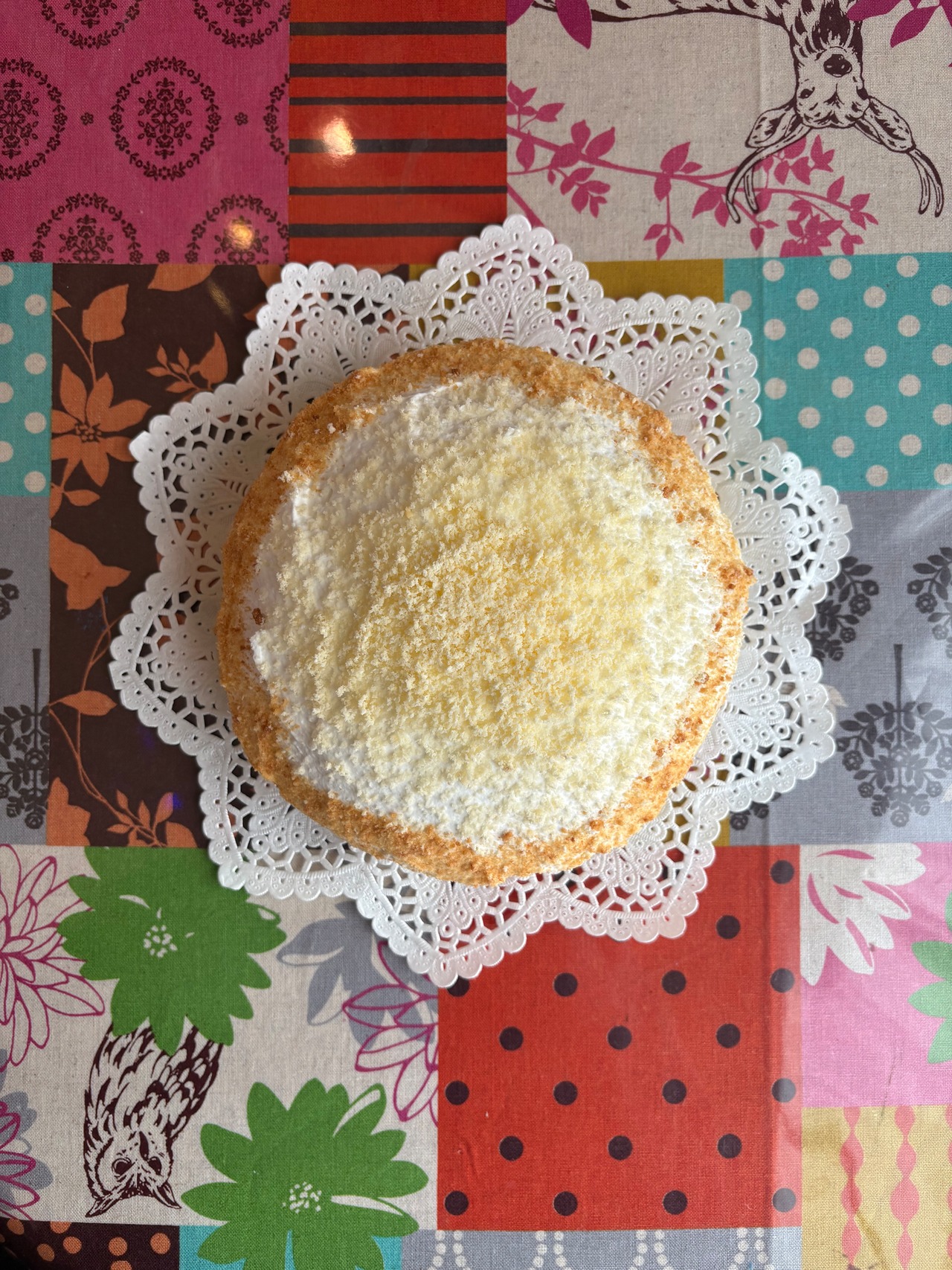 【テイクアウト】ボストンパイ　カスタードたっぷりのドームケーキ　バースデーケーキ・お誕生日ケーキ・お祝いやサプライズに！5号（15cm）・画像4