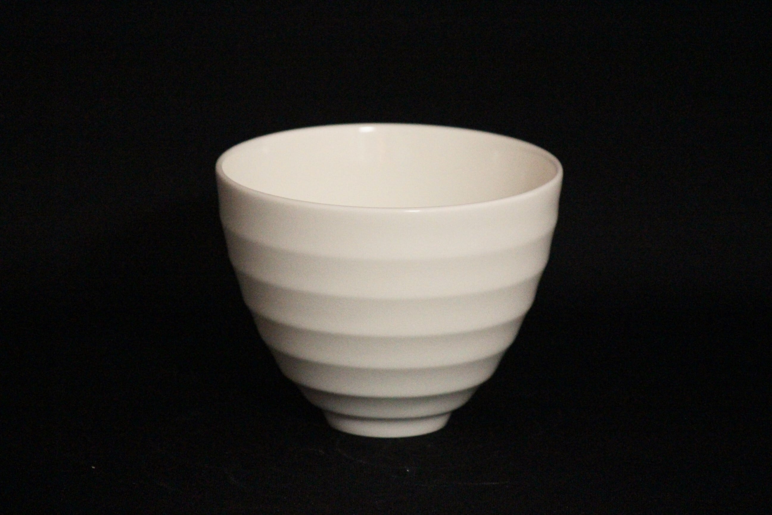 井上康徳作】白瓷刻文線小鉢 | 井上萬二窯 INOUE MANJI KILN