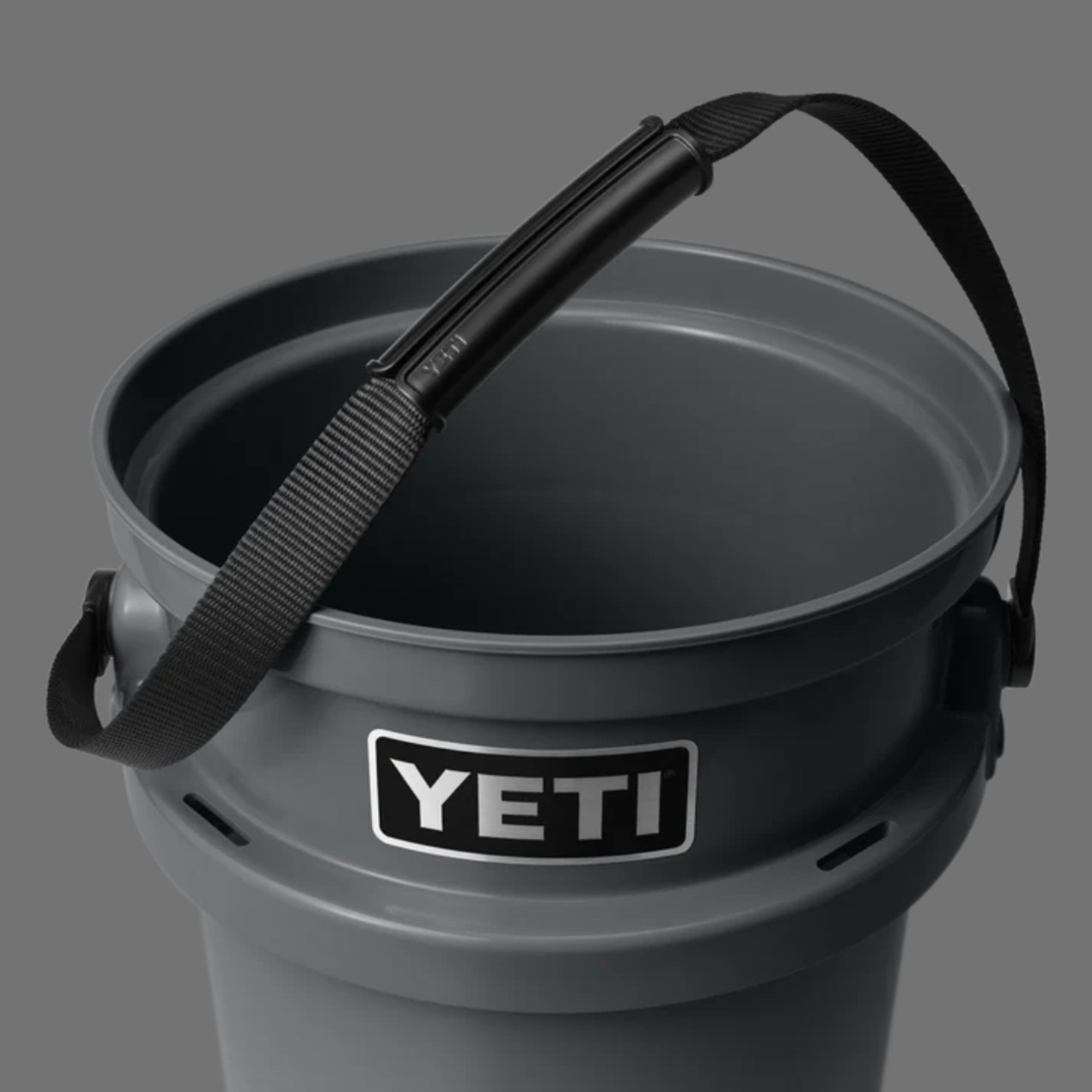 LoadOut 5ガロン（18.9L）バケツ YETI