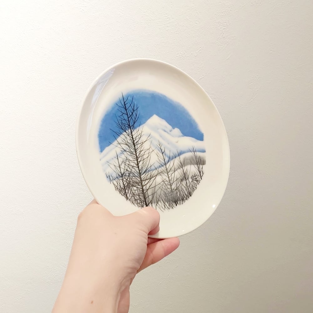 Sold Out】加山又造「冬山 絵皿」 | アトリエウチノ ｜ オンラインショップ