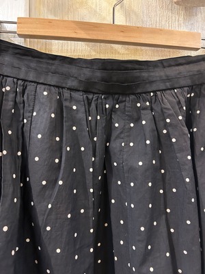 50's black × white pin dot apron