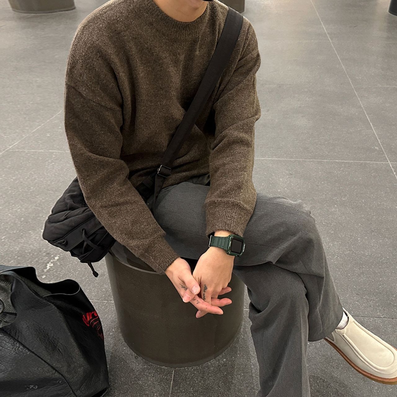 ベーシックラウンドネックニット　MT0080332