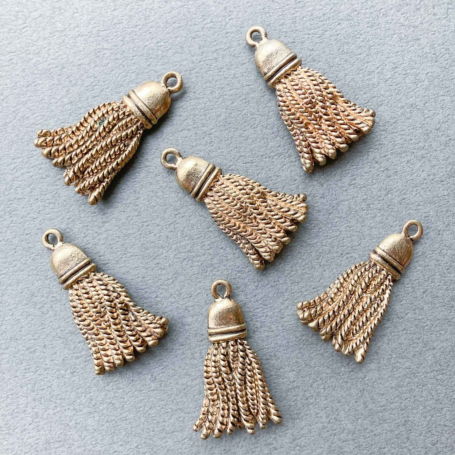 最終入荷〉大ぶりタッセルモチーフメタルチャーム | Dua-アクセサリー