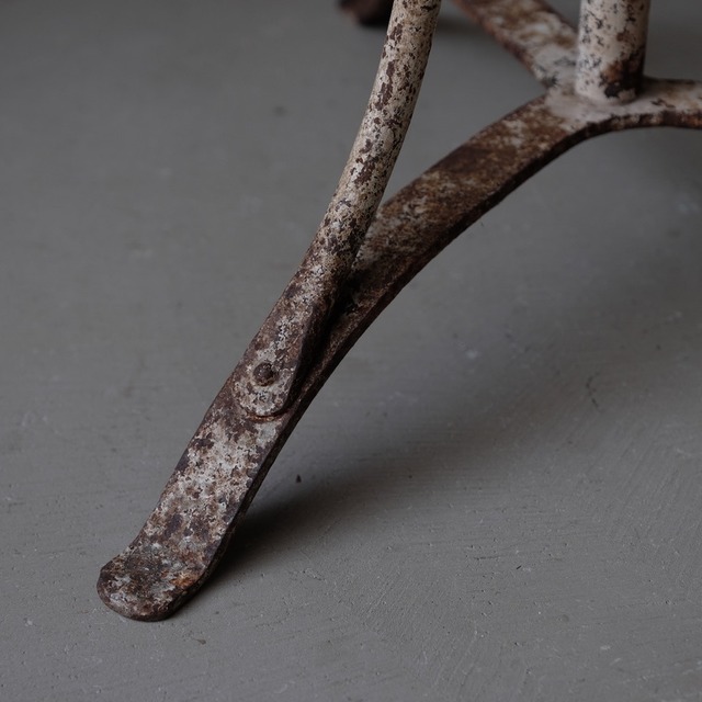 Hanger stand