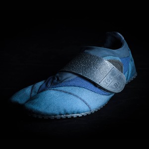 Toe-Bi (トゥービ) NAVY BLUE　＊在庫限りで終了となります