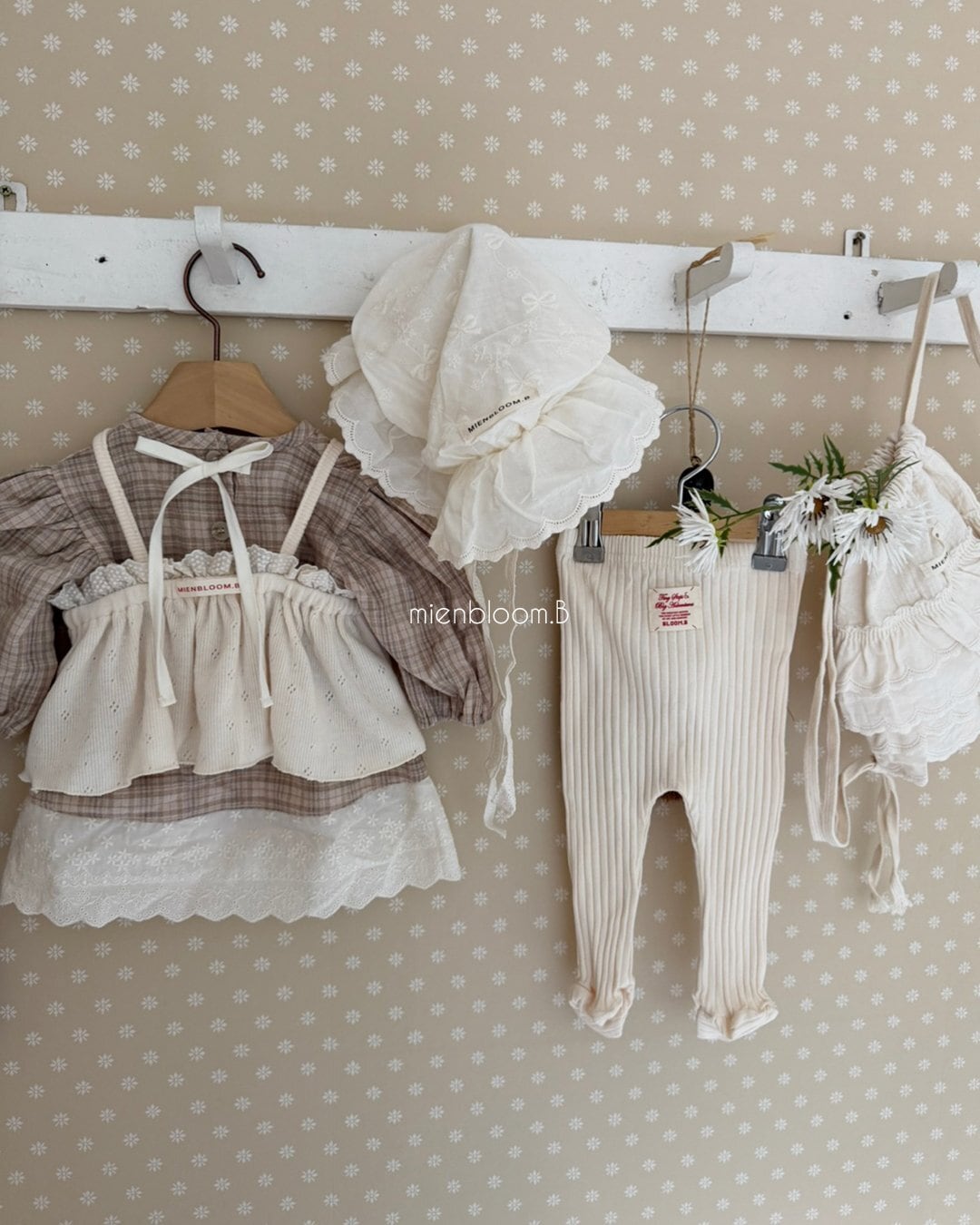 送料無料【予約】/ babyチェックレースワンピース / mienbloom