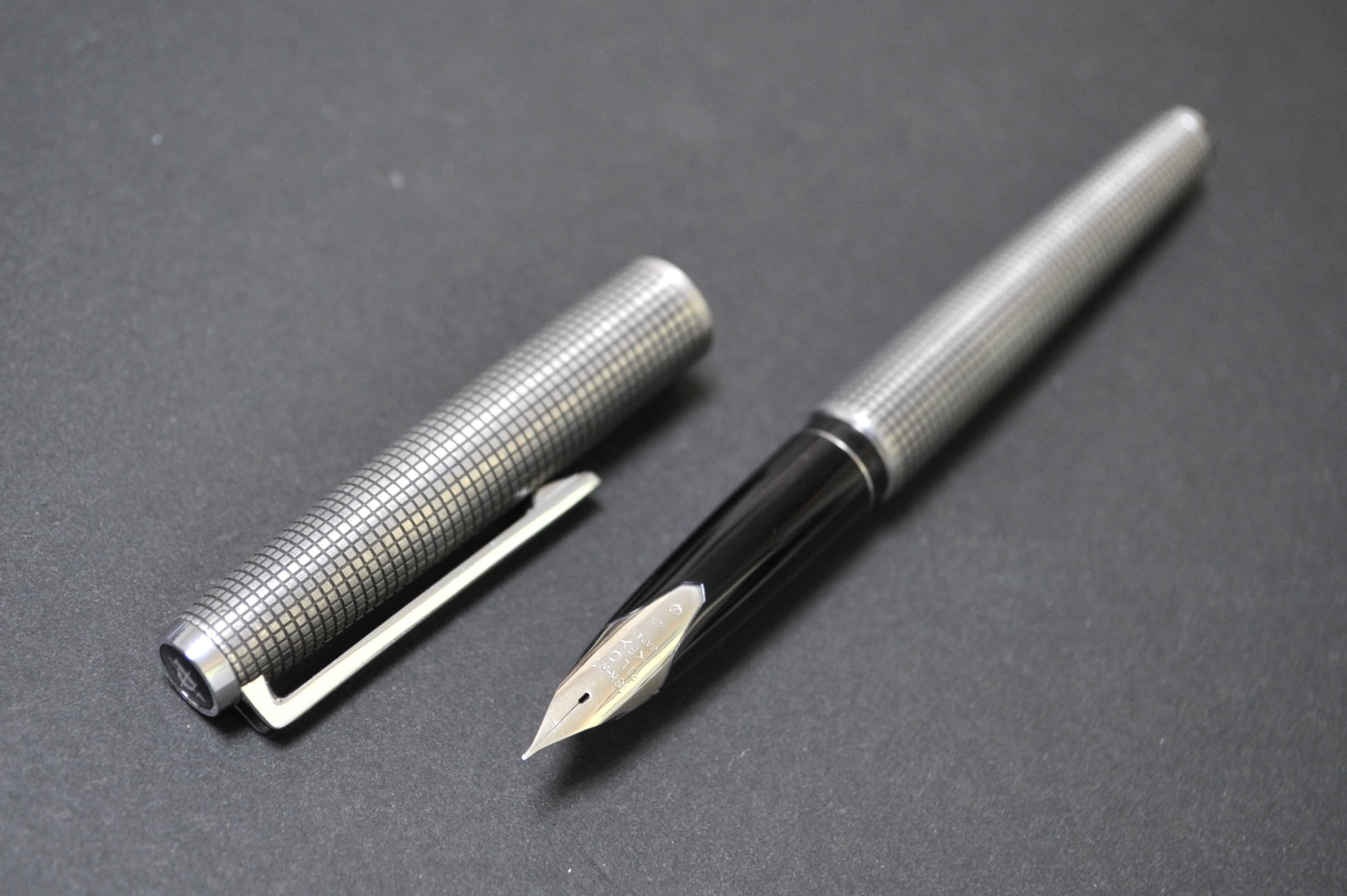 パイロット カスタム 万年筆 18K WG 詳細ページ | 万年筆 ボールペンなど高級筆記具の販売・買取