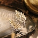 USA VINTAGE CLEAR STONE LEAF DESIGN EAR CLIPS/アメリカ古着クリアストーン葉っぱデザインイヤリング
